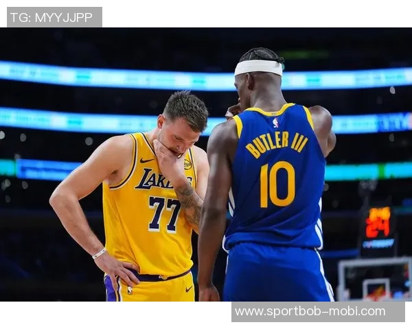 巴特勒建议库里缺阵时调整战术单打更适合他与库明加的配合